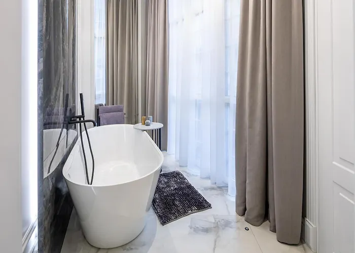 Alfa Kostiushka 24 Апартаменти